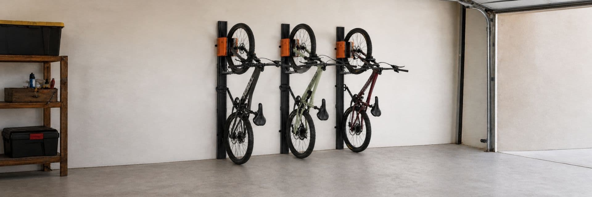 Support vélo mural et vertical Steelbox en local